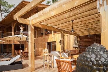 تختخواب و صبحانه ô Lac