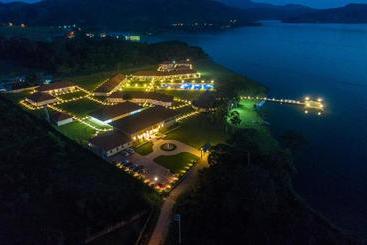 Bella Terra Laguna Azul Resort & Spa