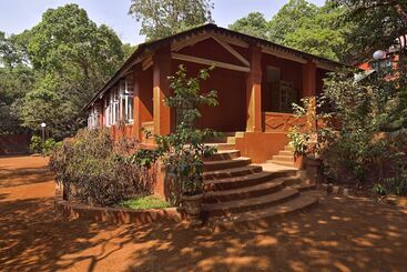 فندق Radha Cottage Resort