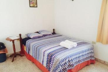 هاستل Hostal Kin Beh