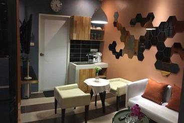 Общежитие Siam Host Ratchadaphisek  Mrt Ladprao