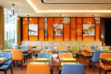 هتل Hampton By Hilton Wuhan Tianhe Airport East