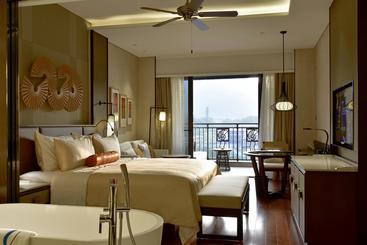 هتل Lavenna Resort Judiao Sha Shenzhen