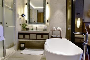 هتل Lavenna Resort Judiao Sha Shenzhen