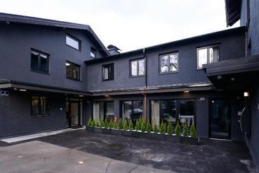 هتل Blackhome Salzburg City I Contactless Checkin