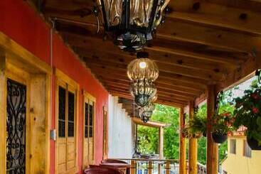 فندق La Estacion