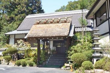 료칸 Akame Onsen Yamanoyu Yumoto Akame Sansuien