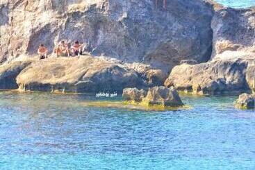 هاستل Plage D Or