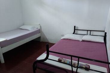 ベッドアンドブレックファースト Hostel Papagayo