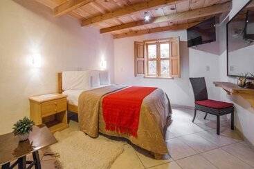 Отель Adobe & Teja