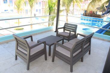 Отель Miami Inn