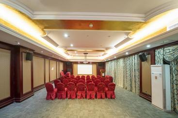 호텔 Ramada Encore York