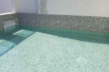 هتل Condo  Saknaj