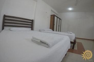 هتل Condo  Saknaj