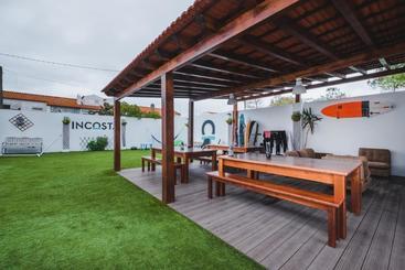 הוסטל Incosta Surf House