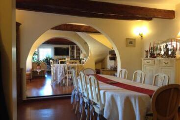 B&b With Charm, Quiet, Kitchen, Sw Pool