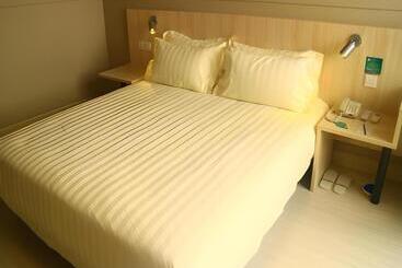 Отель Jinjiang Inn Pingliang West Railway Station Xuanhe New City