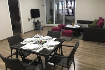 관광객 아파트 The View Apartments