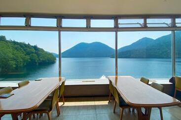 日式旅馆 Shikaribetsu Kohan Onsen Hotel Fusui