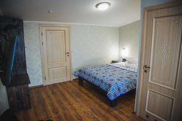 Alina Hotel & Hostel