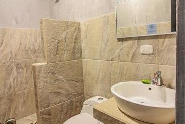 تختخواب و صبحانه Tamarindo Inn
