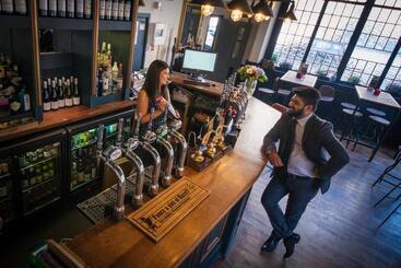 צימר The Duke Rooms London