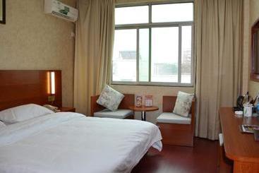 هتل Greentree Alliance Ganzhou Development Zone South Huajian Road