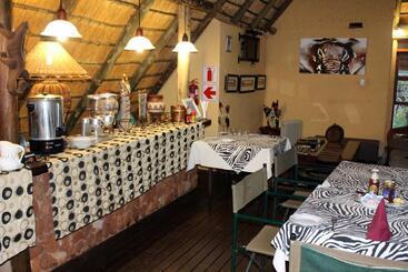 Tuskers Bush Lodge B&b