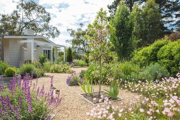 تختخواب و صبحانه Haven Red Hill