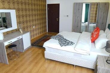 ホテル Khan Saray