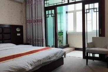 هتل Xianyang Airport Changle Business Inn