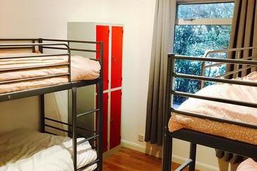 O Hostel