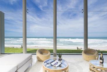 تختخواب و صبحانه Oceans Wilderness