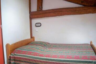 فندق صغير L Oustaou Castellane