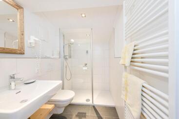 住宿加早餐 Pension Restaurant Dorfalm