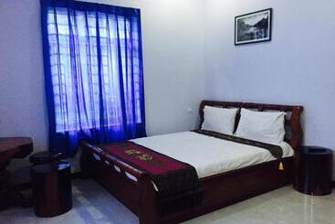 Отель Sophat Villa