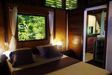 리조트 Samaria Lodge