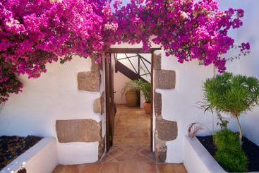 فندق El Jallo  Adults Only