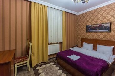 Renessans Hotel Baku