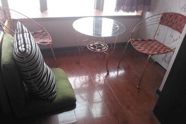 Tianjing Liunian Hostel