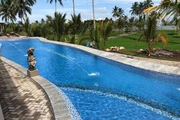 Grand Harvest Resort & Villas