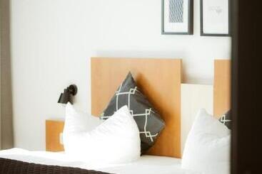 酒店 Rheinpromenade8