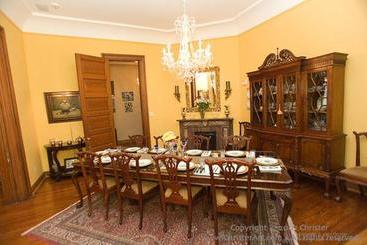 تختخواب و صبحانه 1896 O'malley House