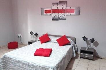 تختخواب و صبحانه Luxury Room In The South Of Malta