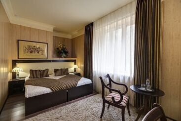 فندق Baden Baden