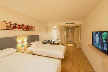هتل Hanting  Xi An Fengdong Xincheng Houweizhai