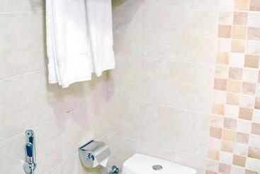 هتل Safari House Suite