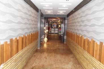 هتل Shivam Inn