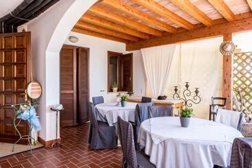 בית מלון כפרי Florence