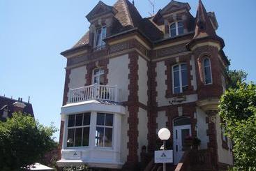 Отель La Maison D'emilie